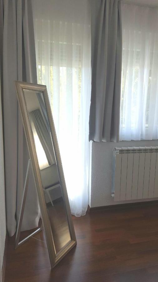 Apartment Esha Saraievo Exterior foto